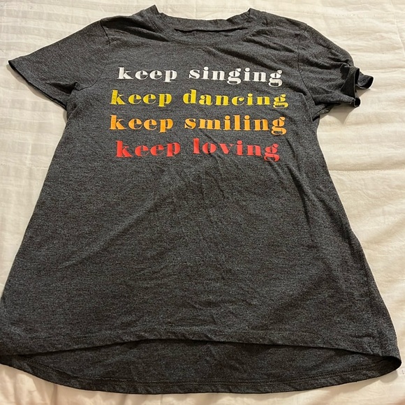 Jerry Leigh Tee Juniors Girls Keep Singing Girls XXL - Picture 1 of 3